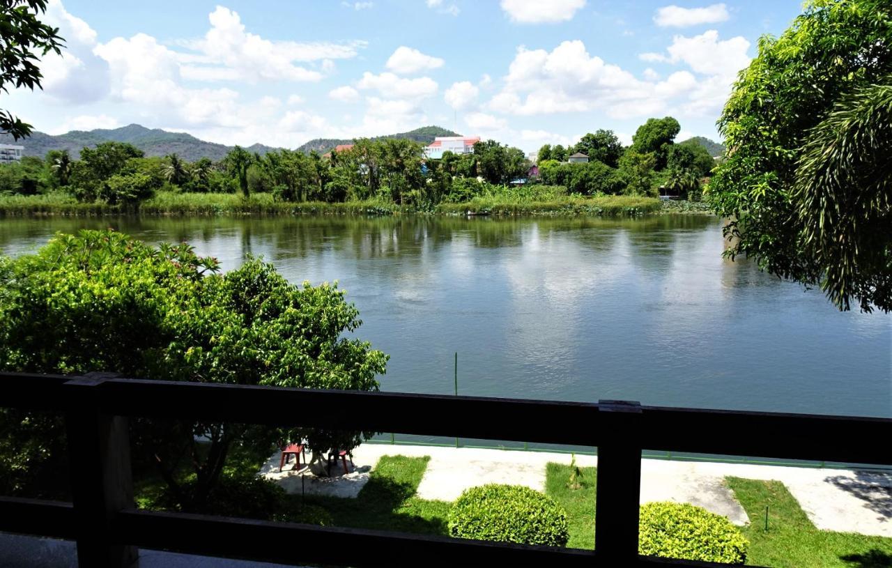 West Wonder Riverside Resort Kanchanaburi Extérieur photo